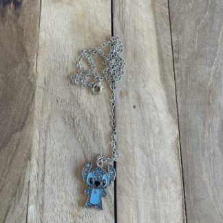 collier stitch diamant